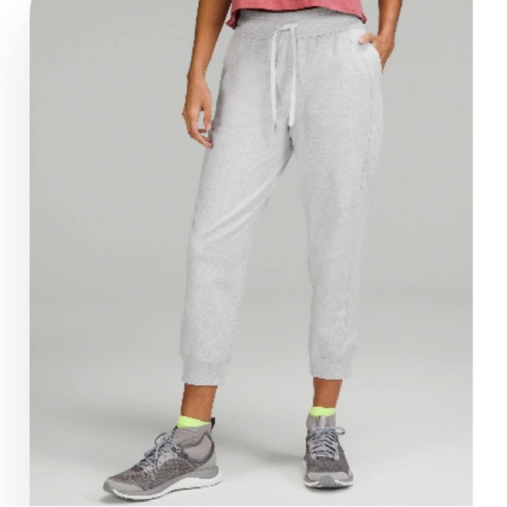 Scuba High Rise Crop Jogger, Size 10